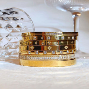 1Love 2Hugs 3Kisses Zirconia Bangle Bracelet Gold