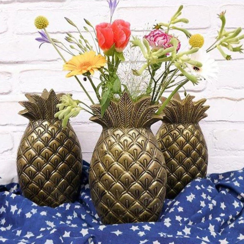 Pineapple store vase